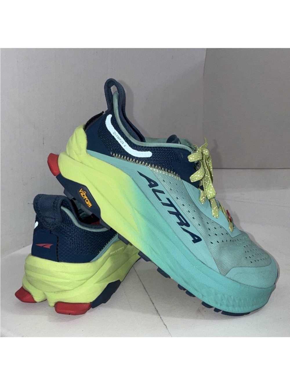 🩵💛 Altra Women's Olympus 6 Trail Teal and Yellow Ombré